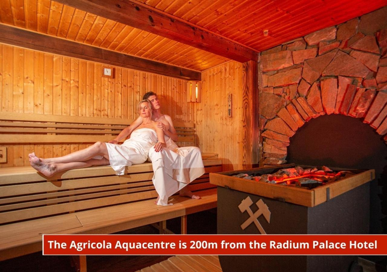 Hotel Radium Palace Яхимів Екстер'єр фото